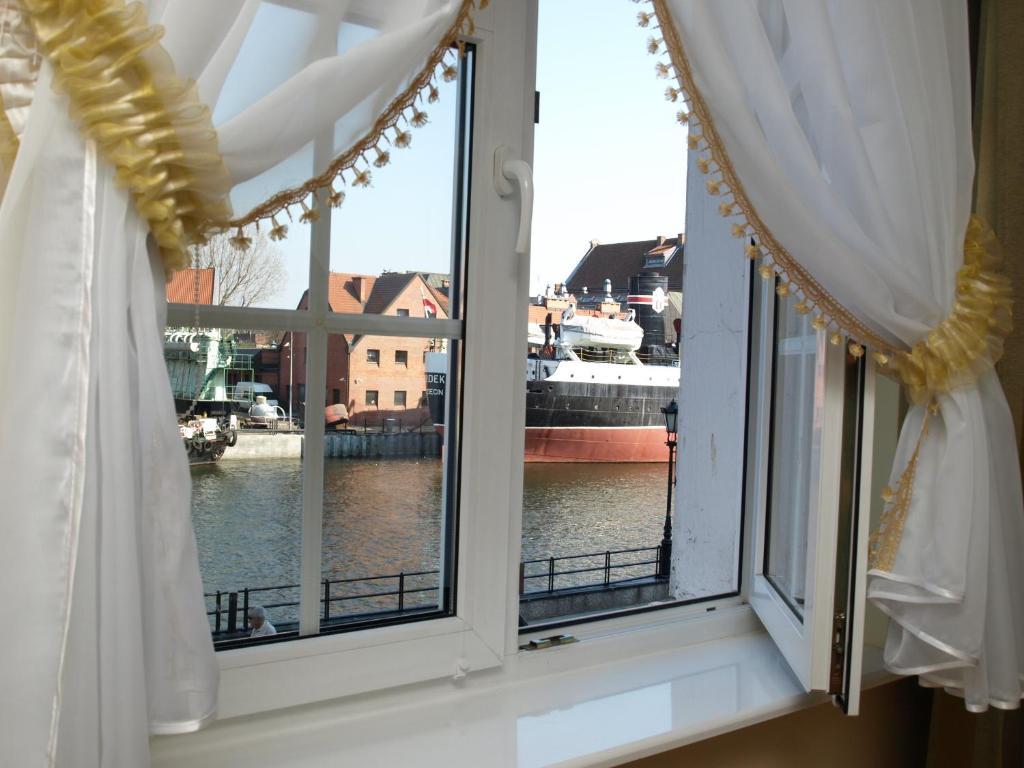 غدانسك Grand-Tourist River Side Apartments الغرفة الصورة